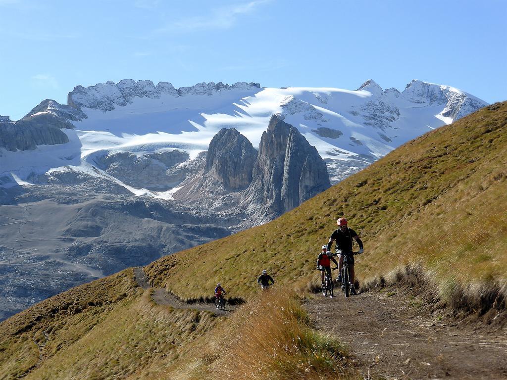 Rifugio Fedaia Ξενοδοχείο Malga Ciapela Εξωτερικό φωτογραφία